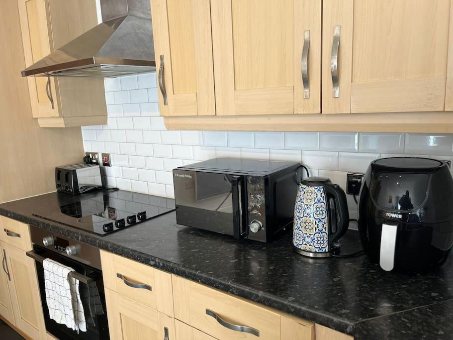Bright And Calm Apartment - Watford Watford  Eksteriør billede